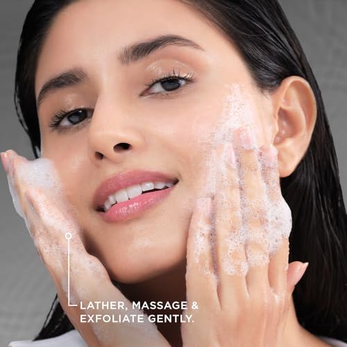 POND'S Bright Miracle Detox Face Wash: 10X Activated Charcoal for Deep Clean, Glowing Skin